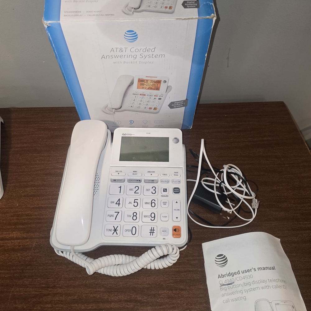 AT&T Corded Answering Phone - White - Picture 2 of 3